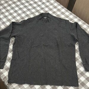 Uniqlo Gray Long Sleeve Tee Essential Casual Wear